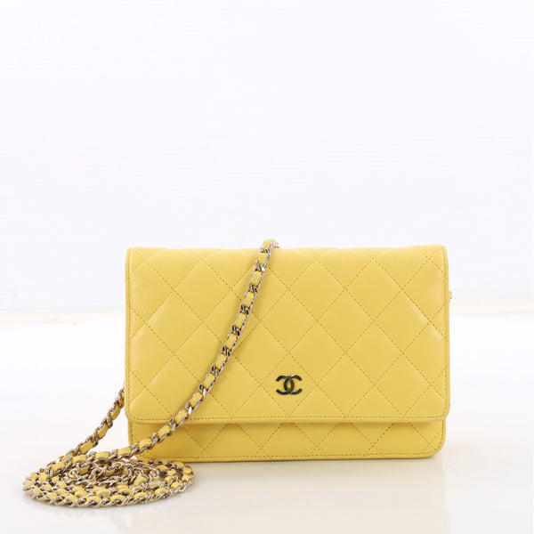 chanel wallet on chain yellow