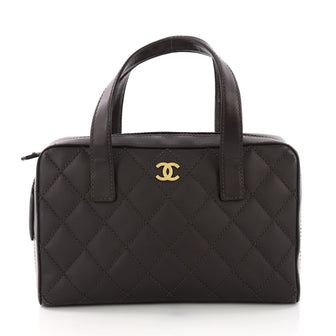 Chanel Surpique Zip Around Satchel Quilted Leather Medium Black 38440144
