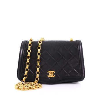 Chanel Vintage Chain Curved Flap Bag Quilted Leather Small Black 38440152