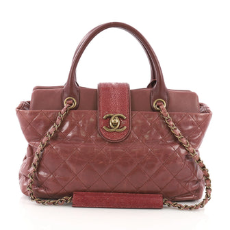  Chanel Model: Bindi Tote Quilted Leather with Stingray Medium  Puprplse 38440/193