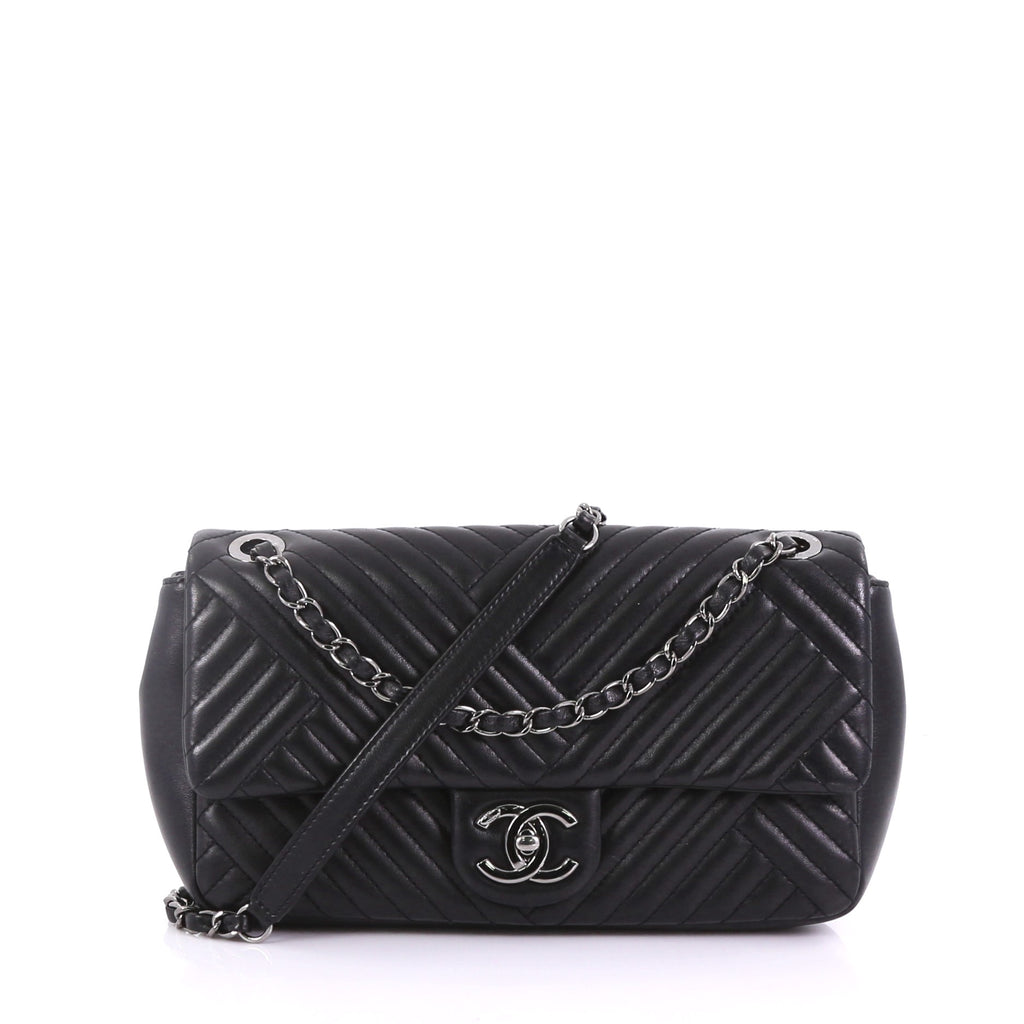 Chanel CC Crossing Flap Bag Chevron Lambskin Medium Black 38440204