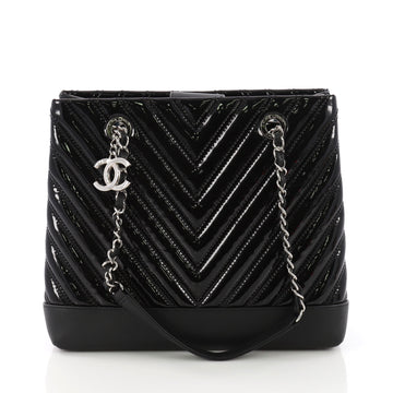 Chanel CC Charm Tote Chevron Patent Medium Black 3844031