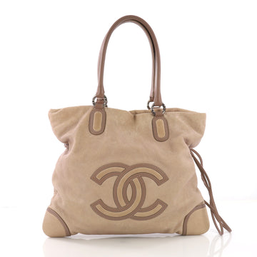 Chanel CC Tote Suede with Shearling Large Neutral 3856414