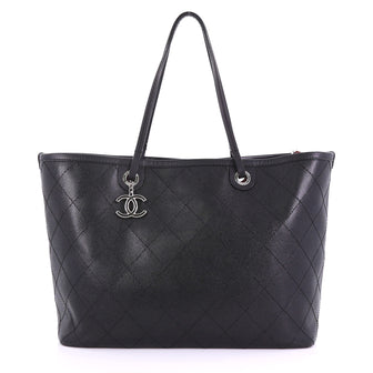 Chanel Fever Tote Quilted Caviar Large Black 3863241