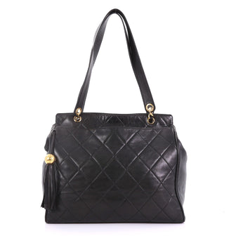 Chanel Model: Vintage Slit Pocket Shoulder Bag Quilted Lambskin Large black 39043/03