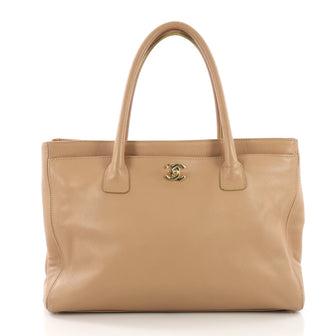 Chanel Cerf Executive Tote Leather Medium Neutral 3950354