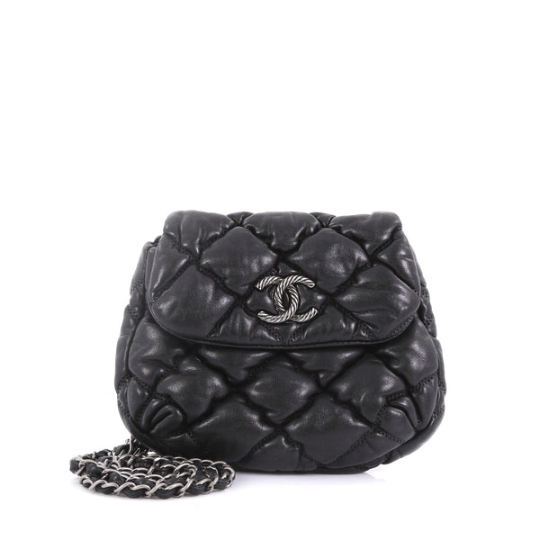 A purse-sized Chanel N°5 