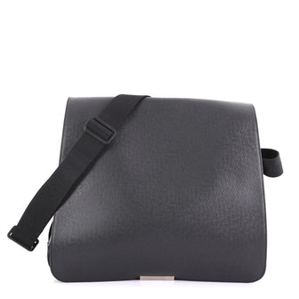 Louis Vuitton Viktor Messenger Bag Taiga Leather Black