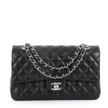 Chanel Model: Vintage Classic Double Flap Bag Quilted Lambskin Medium  Black 40568/36