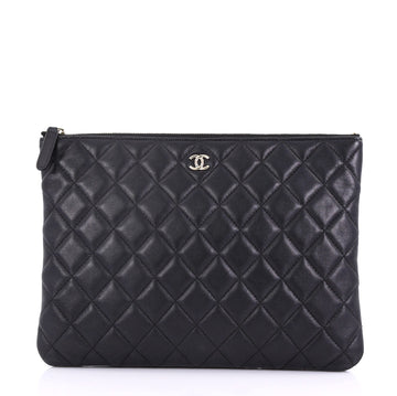 O Case Clutch Quilted Lambskin Medium