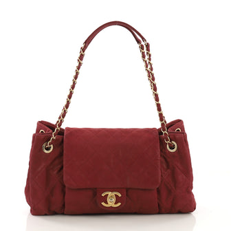 Chanel Model: Chic Quilt Accordion Flap Bag Quilted Iridescent Calfskin Medium  Red 40568/52