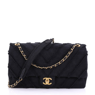 Chanel Model: CC Flap Bag Chevron Canvas Patchwork Maxi Black 40568/7