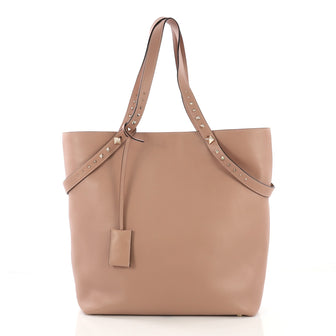 Lovestud Tote Leather