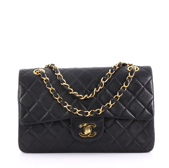Chanel Model: Vintage Classic Double Flap Bag Quilted Lambskin Small Black 40572/110