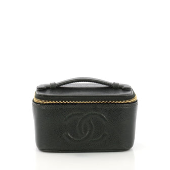Chanel Model: Vintage Timeless Cosmetic Case Caviar Small green 40572/151