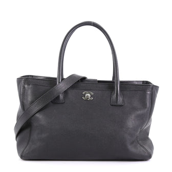 Chanel Model: Cerf Executive Tote Leather Medium Black 40572/64