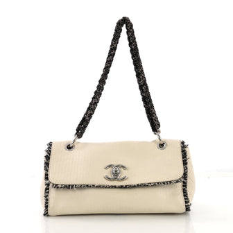 Chanel Model: Tweedy Flap Bag Lambskin and Tweed Medium Neutral 40576/1