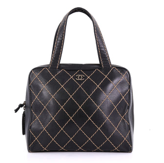 Chanel Model: Surpique Zip Around Satchel Quilted Leather Large Black 40690/10