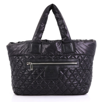 Chanel Model: Coco Cocoon Zipped Tote Quilted Nylon Large Black 40808/44