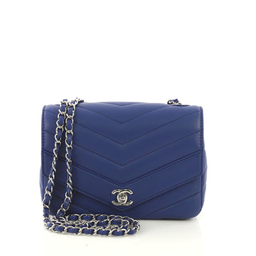 Chanel Data Center Envelope Flap Bag Chevron Caviar Medium Blue 41010101