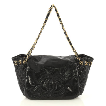 Chanel Model: Rock and Chain Accordion Flap Bag Patent Vinyl Small Black 41110/7
