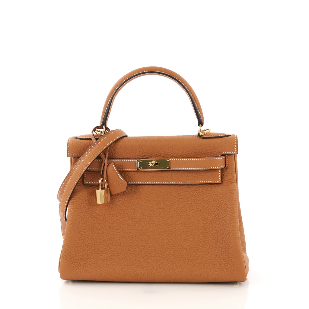 HERMÈS  GOLD RETOURNÉ KELLY 28 IN CLEMENCE LEATHER WITH PALLADIUM