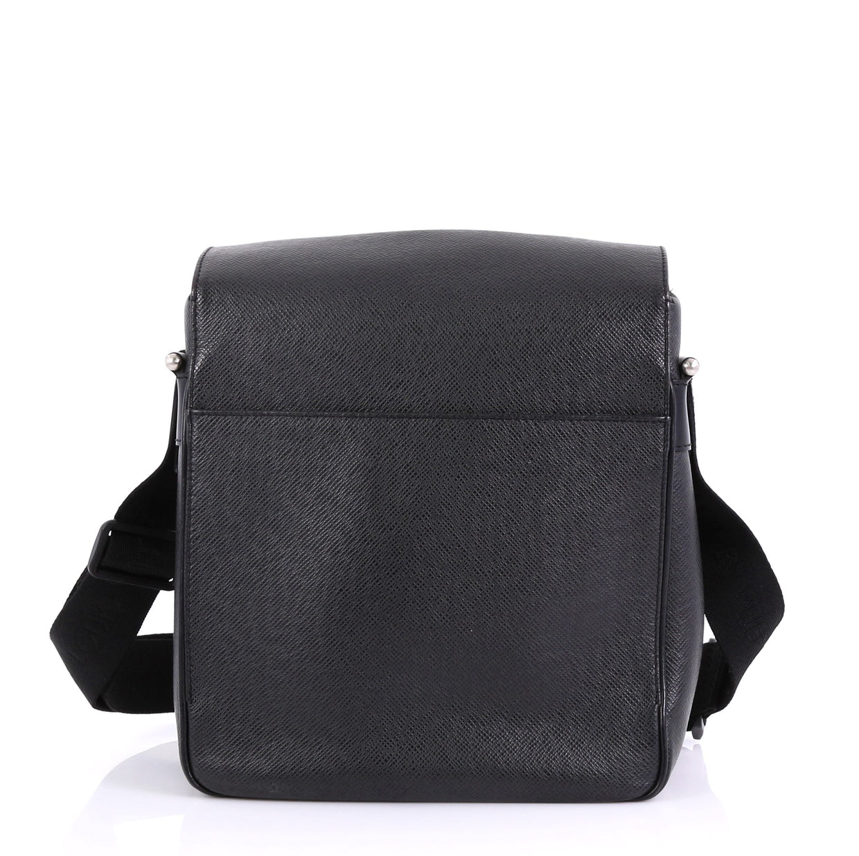 Louis Vuitton Yaranga Messenger Bag Taiga Leather Medium 41692181
