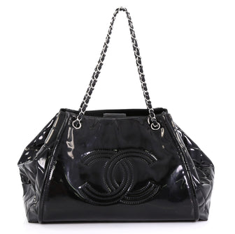  Chanel Model: Lipstick Accordion Tote Patent Vinyl Large  Black 42169/2