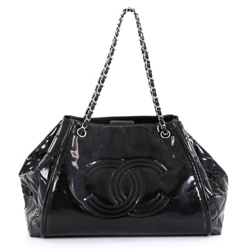  Chanel Model: Lipstick Accordion Tote Patent Vinyl Large  Black 42169/2