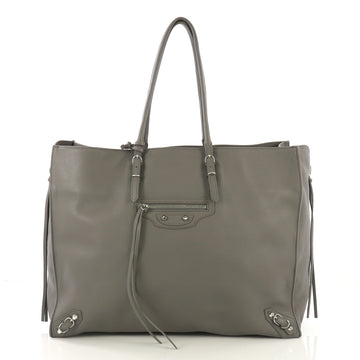 Papier A4 Zip Around Classic Studs Bag Leather Large