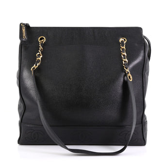 Chanel Model: Vintage Timeless Pocket Chain Shoulder Bag Caviar Large Black 42358/14