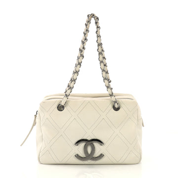 Chanel Diamond Stitch Tote Calfskin Small
