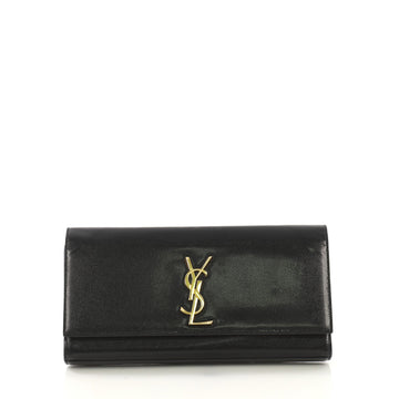 Saint Laurent Classic Monogram Clutch Grainy Patent Long 42933/3
