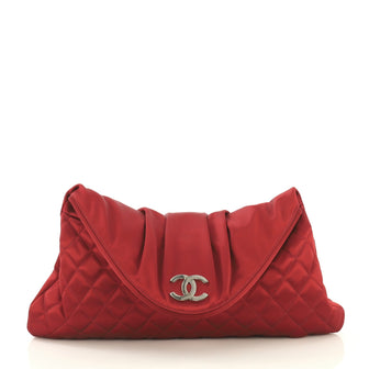 Chanel CC Half Moon Clutch Quilted Satin Large Red 4299612