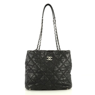 Chanel Ultimate Stitch Zip Tote Quilted Leather Medium Black 4447119