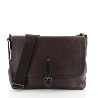 Louis Vuitton Omaha Messenger Bag Utah Leather Brown 4447164