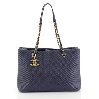 Chanel Medallion Charm Tote Chevron Wrinkled Lambskin Large Blue 45281...