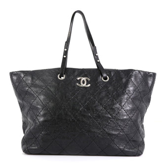 Chanel On The Road Tote Quilted Leather Large Black 4537710