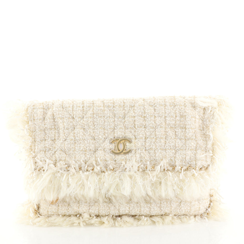 Chanel Paris Cosmopolite Flap Fringe Clutch Quilted Tweed Medium White  453986