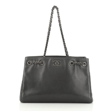 Chanel Woven Chain Shopping Tote Caviar Medium