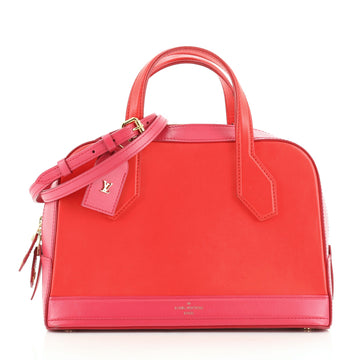 Louis Vuitton Dora Handbag Leather MM