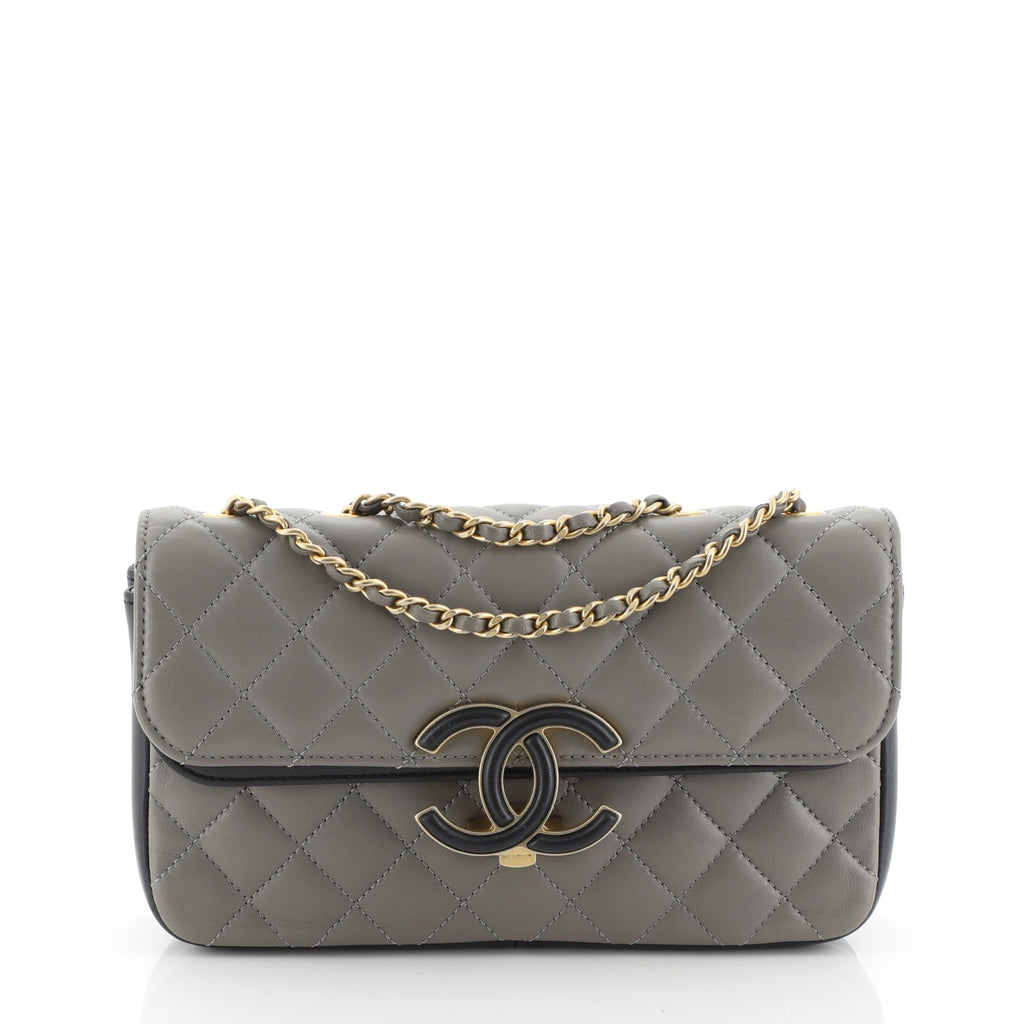 Chanel CC Chic Double Flap Bag Quilted Lambskin Small Gray 463483
