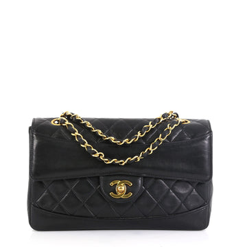 Chanel Vintage CC Chain Flap Bag Quilted Lambskin Medium