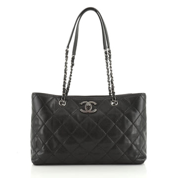 Chanel Be Caviar Tote Quilted Caviar Medium