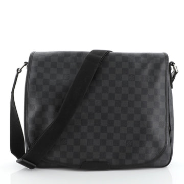 Louis Vuitton Daniel Messenger Bag Damier Graphite GM