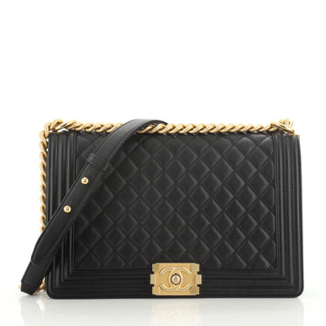 Chanel Boy Flap Bag Quilted Caviar New Medium