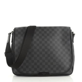 Louis Vuitton Daniel Messenger Bag Damier Graphite MM