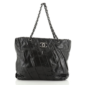 Chanel Twisted Tote Glazed Calfskin Medium