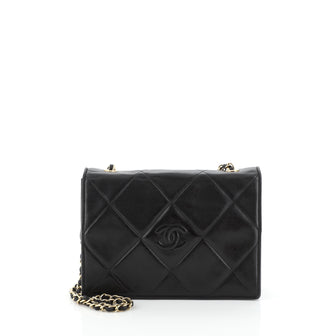 Chanel Vintage Diamond CC Flap Bag Quilted Lambskin Small