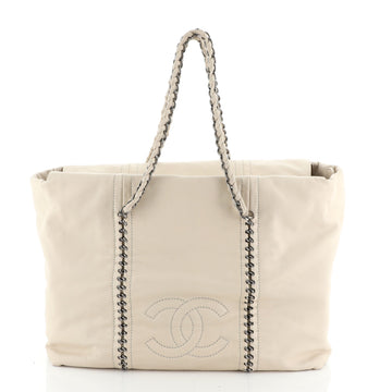 Chanel Luxe Ligne Zipped Tote Calfskin XL